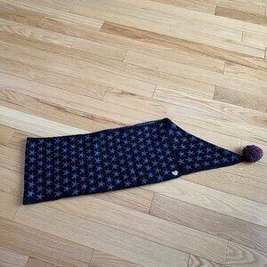 NEW Betsy Johnson Snood Infinity Scarf Size 0/S Black Gray Star With Pompom
